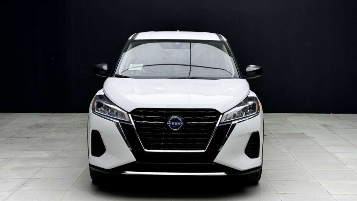 Car-327 NISSAN KICKS 2024